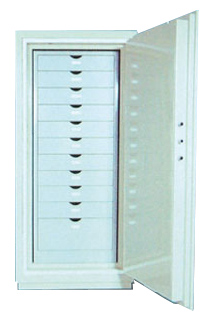 DATA KASASI ( ÇEKMECELİ TELESKOPİK RAYLI DATA SAFE )185*72*69cm 500Kg ( 4450€ )+ KDV  ADRESE TESLİM