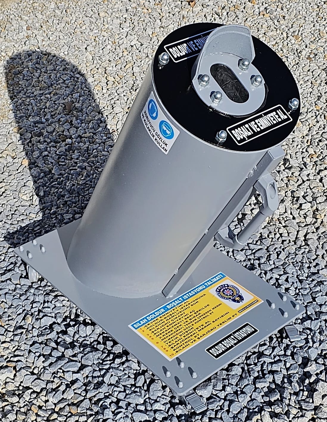 BR7  TEKERLİ BORU TİP DOLDUR BOŞALT İSTASYONU H77*W38*62CM 70KĞ ( 770€ )+KDV