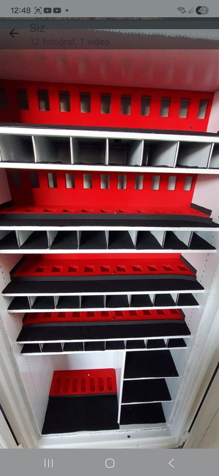 " RÖNESANS TİPİ 7 TÜFEK YERLİ ELEKTRONİK ŞİFRELİ VE ANAHTARLI İÇİNDE PRİZLİ VE İÇİ LED AYDINLATMALI 1 BÜYÜK VE 2 KÜÇÜK KASA ANAHTARLI DOLAPLI 3 RAFLI GARDLOP TİPİ TÜFEK VE44 TABANCA YERLİ MÜHİMMAT KASASI 195*100*62CM 300KĞ ( 199.999TL )+KDV ADRESE TESLİM