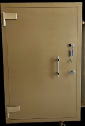 0200EPR VİLLA VE ALTIN MADENLERİ İÇİN ANAHTARLI ACİL ÇIKIŞ İÇİN PANİK BARLI 2 ANAHTARLI KASA ODA KAPISI H202*W126*D20CM 700KĞ ( 3999€ )+KDV