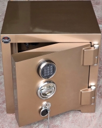 "          002UZMAN 7CM DOLGULU EV VE OFİSTİPİ YÜKSEK GÜVENLİKLİ HERKÜL CAM KİLİTLEMELİ TANK ZIRHLI ELİPS DOLGULU ÇELİK PARA KASASI 55*55*55CM 300KĞ ( 1100€ )+KDV